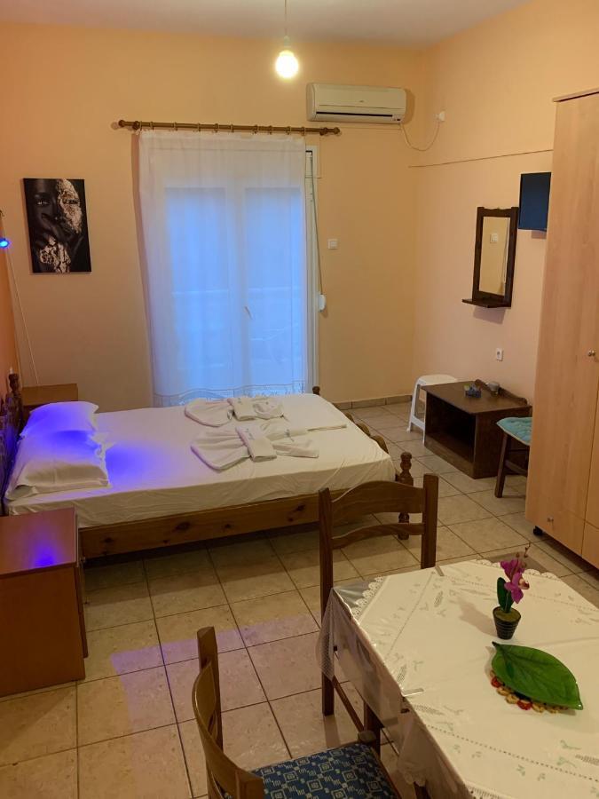 Kostas Rooms Votsi  Exterior photo