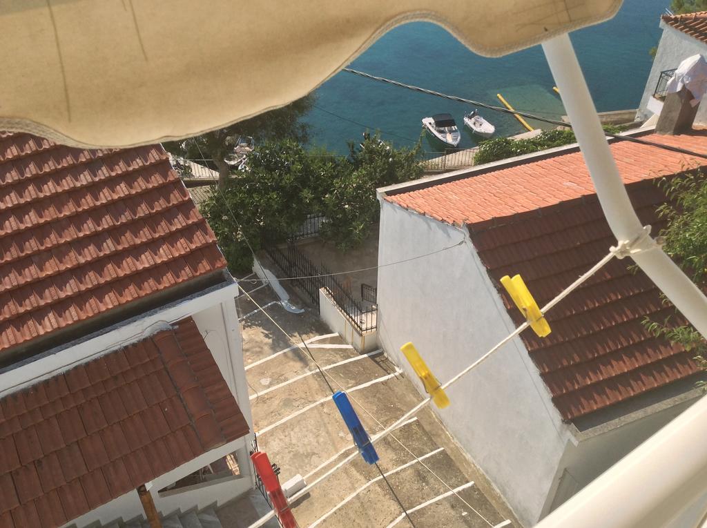 Kostas Rooms Votsi  Exterior photo
