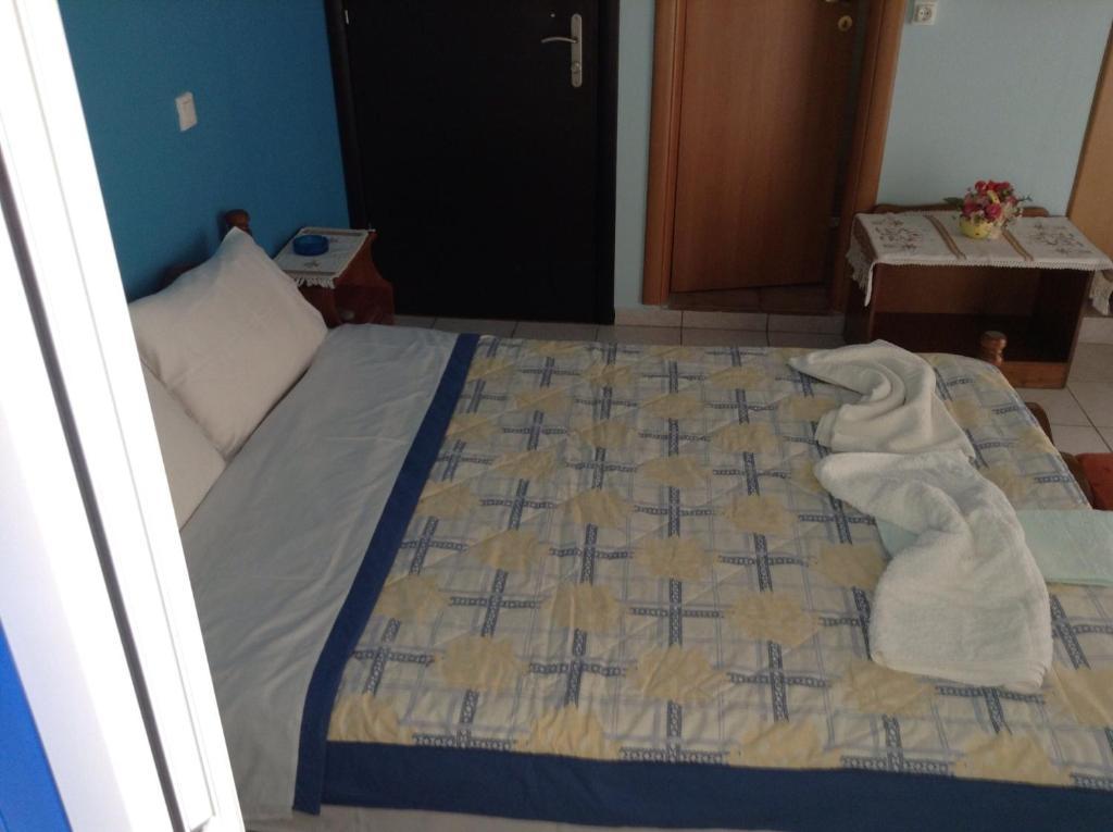 Kostas Rooms Votsi  Room photo