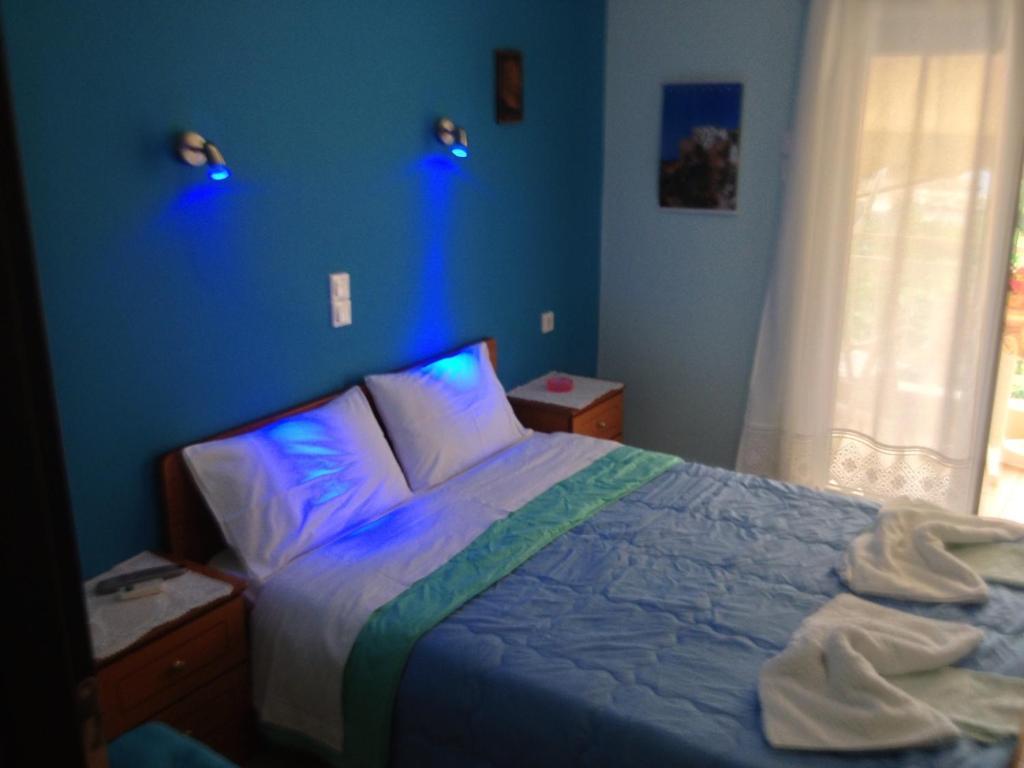 Kostas Rooms Votsi  Room photo
